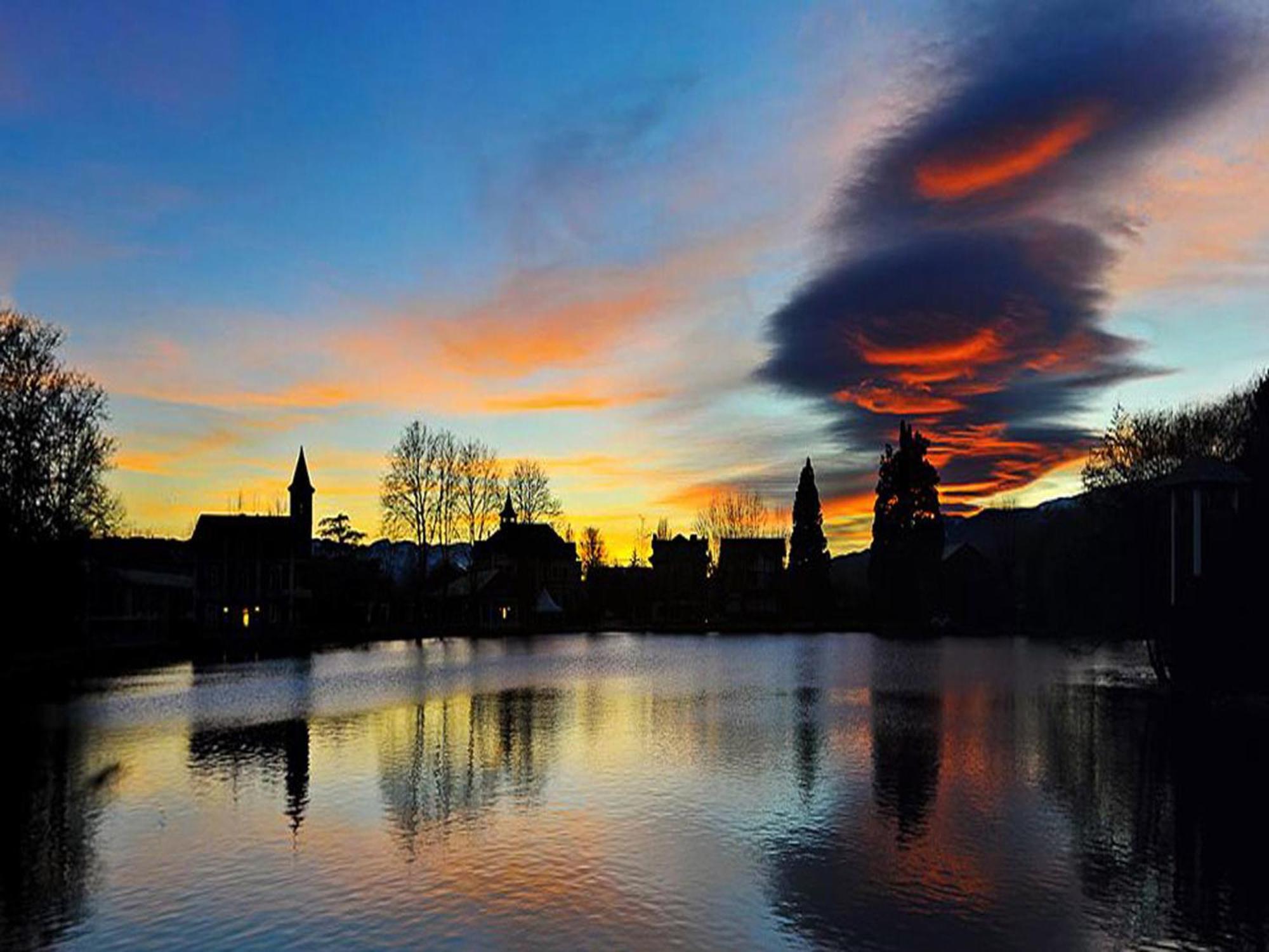 Отель Campus Cerdanya Пучсерда Экстерьер фото